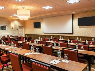 Hilton Garden Wayne
